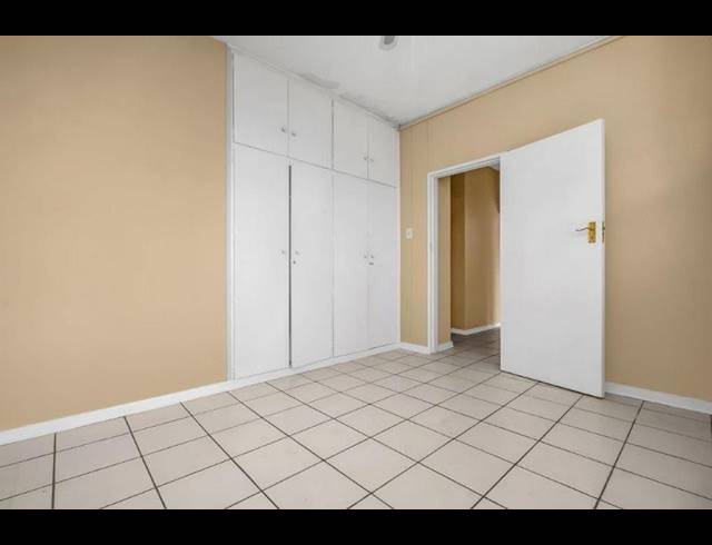 3 BEDROOM APARTMENT FOR SALE IN SANDHURST